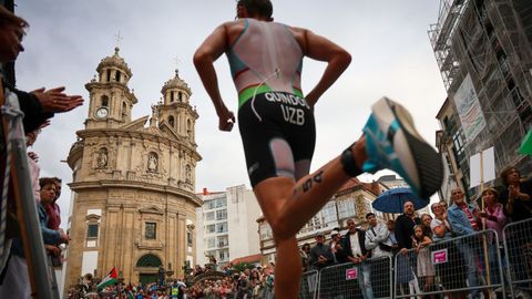 Pontevedra respald� a los triatletas en la gran final de las Series Mundiales