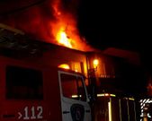 <span lang= es-es >El 5 de diciembre</span>. Era de noche ya cuando comenzaron las llamas en la vivienda de Crespo, que salt� a la casa contigua. Ambas sufrieron importantes da�os. Los bomberos y los GES tardaron horas en poder sofocar el fuego.