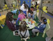 Ni�os y mayores colaboraron en el reto