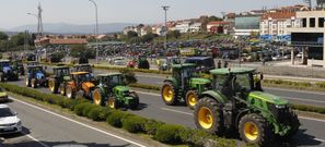 M�s de 3.000 tractores colapsaron ayer desde las 14 horas y hasta la noche las principales arterias de Santiago. 