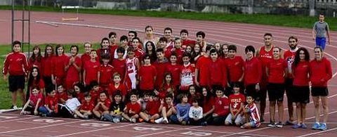 Algunos de los integrantes de la Agrupaci�n Deportiva Fogar da Xuventude. 