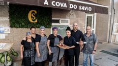 Parte del equipo de A Cova do Savio