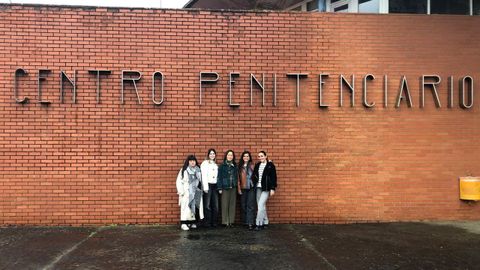 Participantes en el programa de la Clínica Xurídica de la UDC, en la cárcel de Teixeiro.