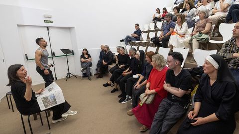 Casahamlet, en Carballo con �Podes sorrir e ser un bellaco�