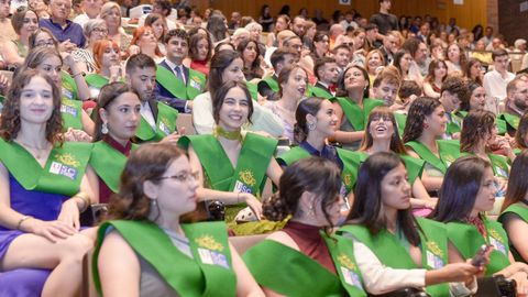 Graduaci�n de la promoci�n de Veterinaria que termin� los estudios en el 2025