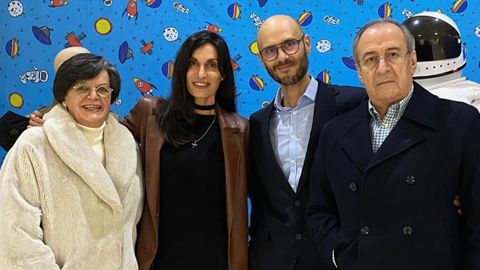 Dederecha a izquierda: Aniceto Vzquez Rodrguez (padre), Martn Vzquez y Sara Vzquez (hijos) e Isabel Bao (madre).