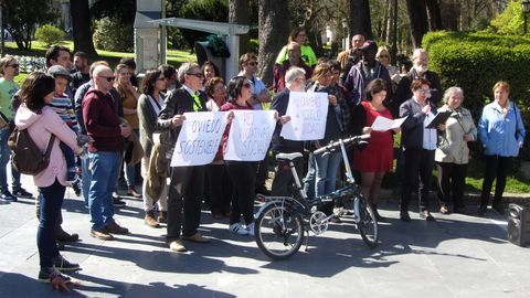 Miembros de la Red de iniciativas sociales por el cambio de modelo de ciudad �Oviedo Sostenible�
