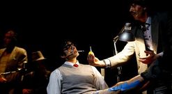 A Estrada promueve campa�as peri�dicas -con teatro incluido- contra el consumo de drogas. 