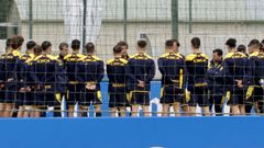 Corrillo del Deportivo previo al entrenamiento de este lunes