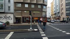 Cruce de la calle San Luis con la avenida Ronda de Outeiro.