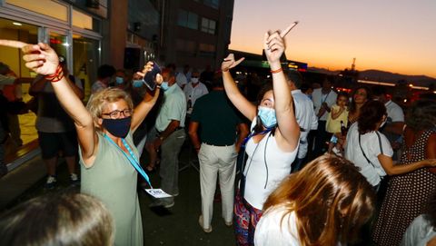 La fiesta del PP en la terraza del hotel Bahía