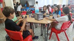 Alumnado participando en el Club de Ciencias