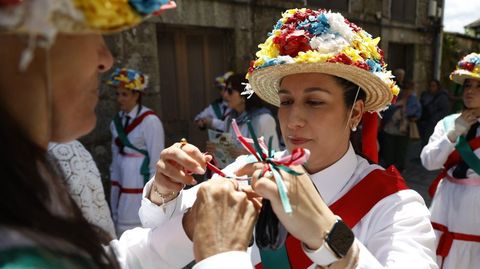 Raigame volveu ateigar de xente Vilanova dos Infantes.Os traxes tradicionais cobraron vida de novo en Raigame.