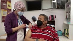 Vacunaci�n contra el coronavirus en el hospital comarcal de Monforte