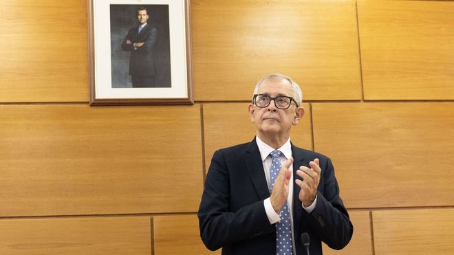 Evencio Ferrero, en una imagen tomada durante el pleno en el que oficializ&oacute; su renuncia