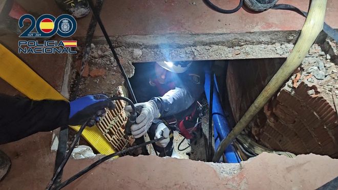 El&nbsp;narcot&uacute;nel situado en una nave industrial del pol&iacute;gono del Tarajal, por donde presuntamente entraba la droga