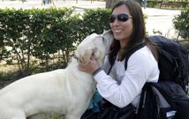 M�nica recogi� a �Bolu� en Madrid hace dos a�os, para llev�rselo a su pueblo de Valencia. 