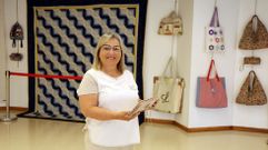 <span lang= gl >Mar�a Jos� Gonz�lez na exposici�n de traballos das s�as alumnas de O Porto do Son</span>