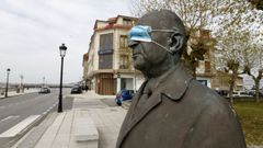 La Guardia Civil investiga si la pelea del domingo en el paseo mar�timo de Vilanova, en la imagen, fue lo que motiv� los disparos contra una vivienda que poco despu�s detonaron en Caleiro