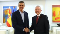 El presidente del Gobierno, Pedro S�nchez, se re�ne con el embajador de Estados Unidos en Espa�a, Benjam�n Le�n.