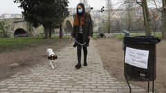 Los dueos de mascotas se avisaban con carteles cuando localizaban los cebos