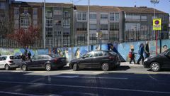 En la calle Pena Trevinca, junto al colegio Carmelitas, se ha habilitado una zona para aparcar