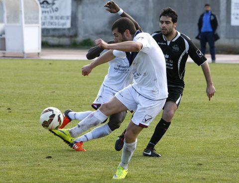 Los futbolistas del Club Lemos cierran ma�ana el campeonato de liga ante el Atl�tico Arteixo. 