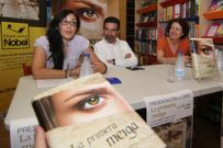 Silvia Berm�dez, Juan J. Prieto y Rosa Tub�o en Nobel. 