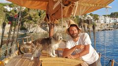 Sergi Rodr�guez Basol� con Nirvana, a bordo del R�a de Ferrol