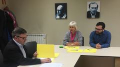 Reuni�n de la candidata de IU a la alcald�a de Oviedo, Concha Masa, con el presidente de la Academia de la Llingua, Xos� Ant�n G. Ria�o.