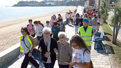 Alumnos de los colegios de A Pobra se unieron a los usuarios del centro de d�a de A Pobra en la andaina �Os cami�os da memoria� para celebrar del D�a Mundial del Alzh�imer