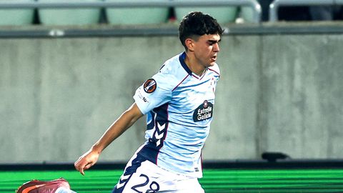 ngel Arcos, durante su debut con el primer equipo del Celta, ante el Ludogorets.