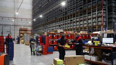 Centro log�stico de AD Grupo Regueira en Sab�n (Arteixo)