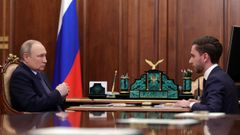Putin, este jueves en una reuni�n con a una reuni�n con el director ejecutivo de Znanie Society, Maxim Dreval, en Mosc�.