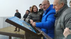 Los alcaldes de Pant�n y Carballedo, junto a la conselleira �ngeles V�zquez