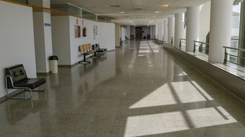 Uno de los corredores del Tribunal de Instancia de Lugo, donde hay plazas de instrucci�n y de penal, sin actividad la semana pasada