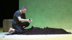 Xulio Abonjo, no papel de Balbino en �Memorias dun neno labrego�