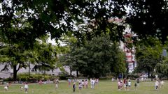 Ni&ntilde;os en un campamento de verano en el parque Europa