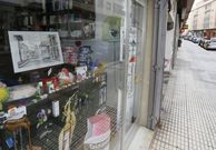 Trabajo de Ponte en la farmacia F�tima Maa��n.