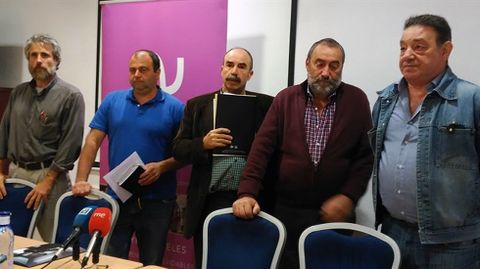 Representantes del colectivo Asturias Ganadera-Usaga.Representantes del colectivo Asturias Ganadera-Usaga