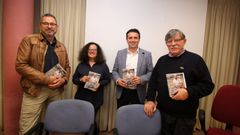 PRESENTACION LIBRO RELATOS E LEMBRANZAS, LIBRO POSTUMO DE PLACIDO BETANZOS EN EL CENTRO SOCIAL DE BOIRO