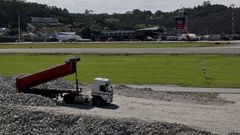 La renovaci�n del pavimento de la pista cerr� 12 d�as Alvedro en el 2022 y supuso una inversi�n cercana a los 11 millones de euros