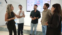 Organizadores y autoridades en la presentaci�n del Nachi�os Fest. 