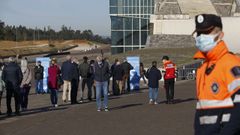 Colas para vacunarse este s�bado, en el Gai�s, con 2.500 personas de 60 a 65 a�os citadas