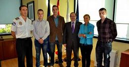 Imagen del recibimiento institucional y la toma de posesi�n de los polic�as antes de iniciar la formaci�n