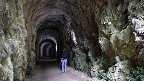 Senda Va Verde o del Tren Minero, en A Ponteova.