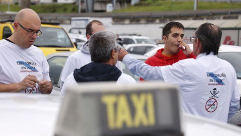 Protesta de los taxistas coru�eses ante los VTC