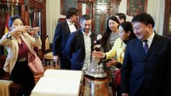 El alcalde recibe en el sal�n de plenos a una delegaci�n de Yantian 