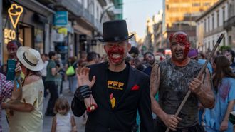 Los zombis recorren el centro de Vigo
