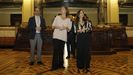 Henrique Monteagudo, Francina Armengol e Ins Rey, en el palacio de Mara Pita